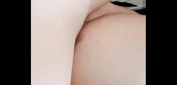 sexo mañanero con jovencit cachonda
